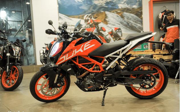 Tìm hiểu giá xe KTM Duke 390 và phiên bản KTM Duke 390 mới nhất