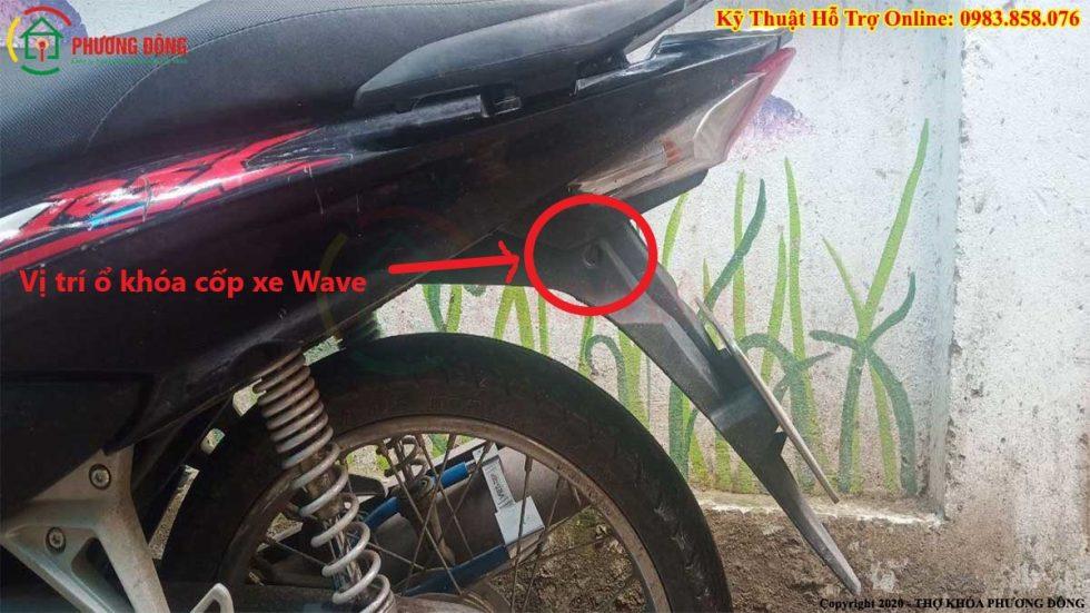 cách mở cốp xe WAVE