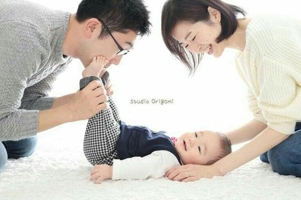 20+ Cách tạo dáng chụp ảnh gia đình đẹp