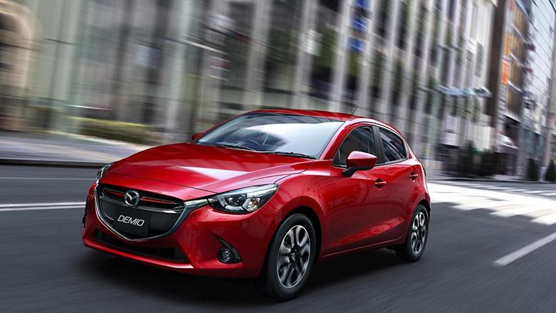 Ngoại thất xe Mazda2 cũ đời 2016