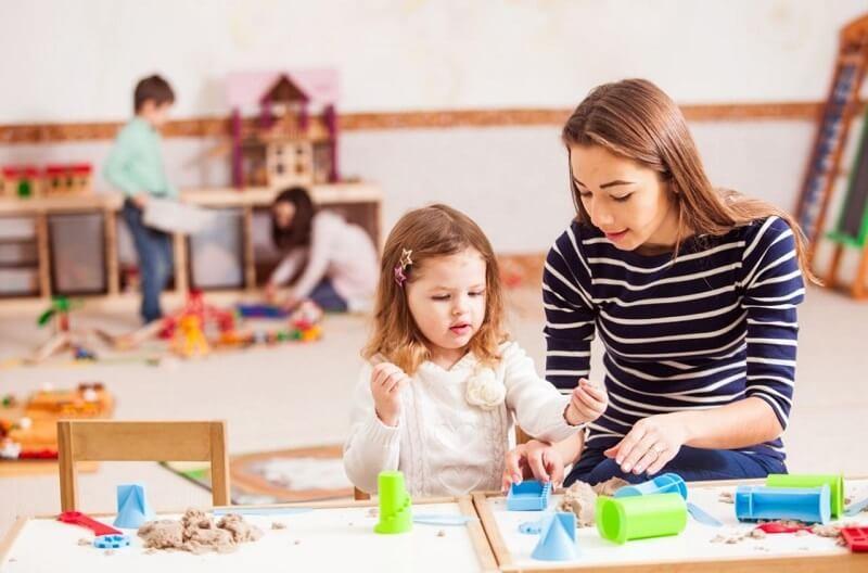 Babysitter là gì?